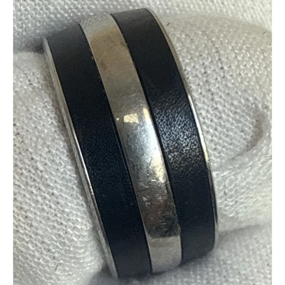 Mens Vintage Stainless Steel Cross Band Ring Black Leather Inlay Religious Sz 6